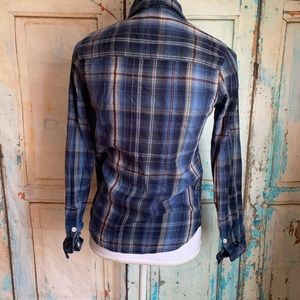 Forever 21 Tops - Forever 21 plaid button down top Forever 21 Tops - Forever 21 plaid button down top